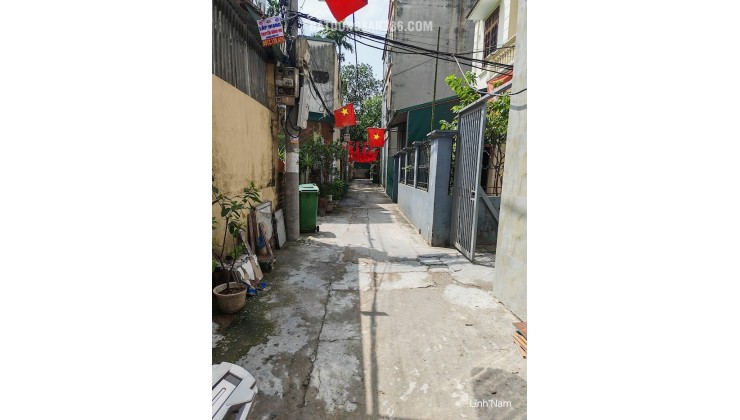 Bán Nhà Lô Góc 5 Tầng 35m² Tại Khu Vực Hoàng Mai – Ngõ Rộng, Sổ đỏ Chính Chủ