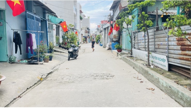 GẦN NGÃ TƯ BÌNH PHƯỚC- DIỆN TÍCH KHỦNG GẦN 84M- 6.2X13- 5.5 TỶ