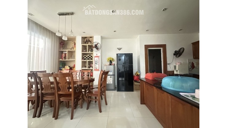  Nhà kề MT Trần Phú, đi bộ ra Bạch Đằng, Chợ Hàn, 108m2, ngang 6.5m, 4 tầng  hiện đại