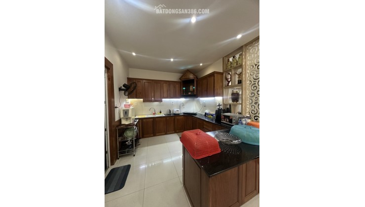  Nhà kề MT Trần Phú, đi bộ ra Bạch Đằng, Chợ Hàn, 108m2, ngang 6.5m, 4 tầng  hiện đại