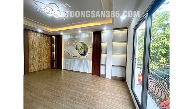 Nhà mới siêu hiếm - Tập thể Đặc công Thanh Trì - 6 tầng thang máy - Ô tô ngủ trong nhà