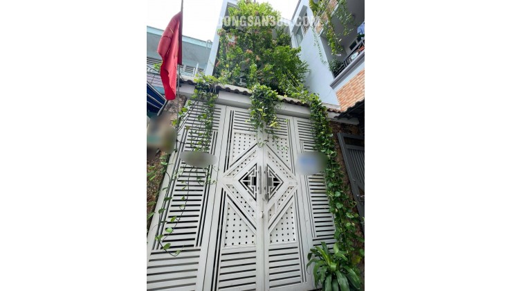 Nhà bán ngay Lạc Long Quân, Diện tích 4 x 15, 4 tầng, 3 phòng mới ở ngay, Giá chỉ nhỉnh 7 tỷ