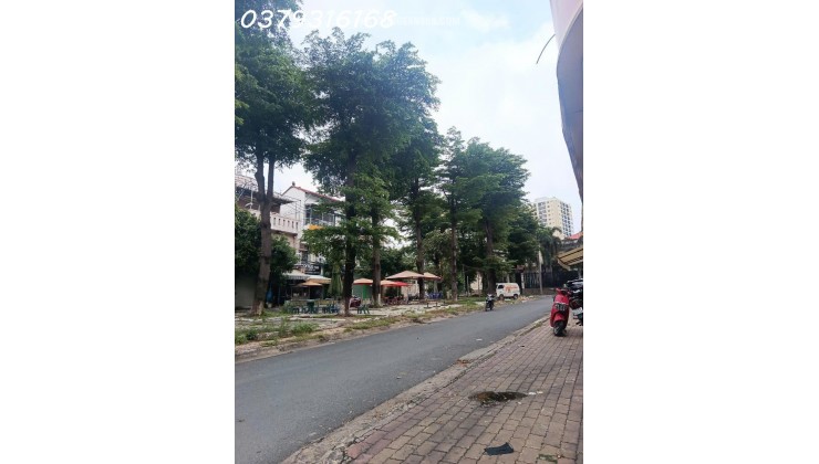 TÌM CHỦ NHÂN MỚI cho biệt thự 140m2 mặt tiền đường số 672, P.Phước Long B, Q9