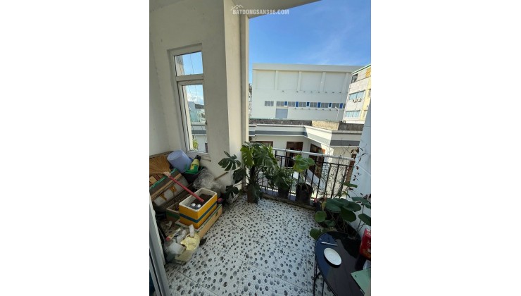 Ô TÔ ĐỖ TRƯỚC CỬA ĐIỆN BIÊN PHỦ - NHÀ 3 TẦNG -  NHỈNH 4 TỶ - 0917351553
