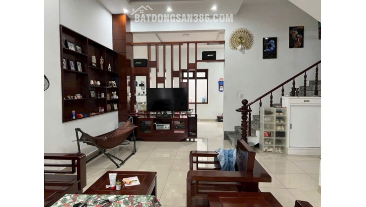 Nhà bán đường Nguyễn Thị Định, Cát Lái (Quận 2 cũ) 120m2 12 Phòng