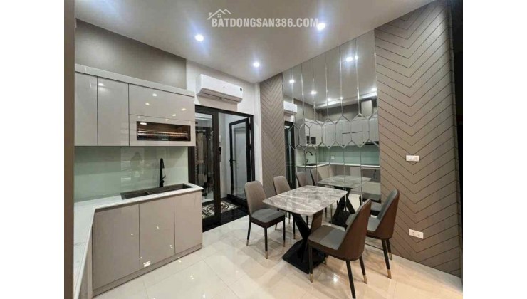 BỒ ĐỀ -HỒNG TIẾN 53M-X5 TẦNG-THANG MÁY -FULL NỘI THẤT-Ô TÔ VÀO TẬN CỬA