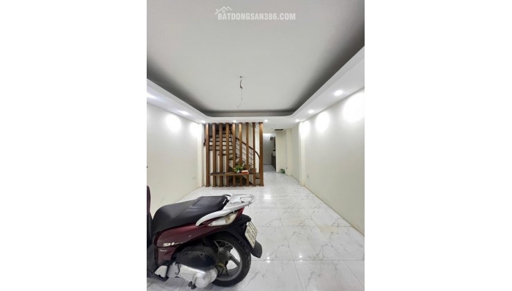 Bán nhà Kẻ Vẽ 42m2, dân xây 5 tầng, ô tô đỗ cửa chỉ 7,5 tỷ