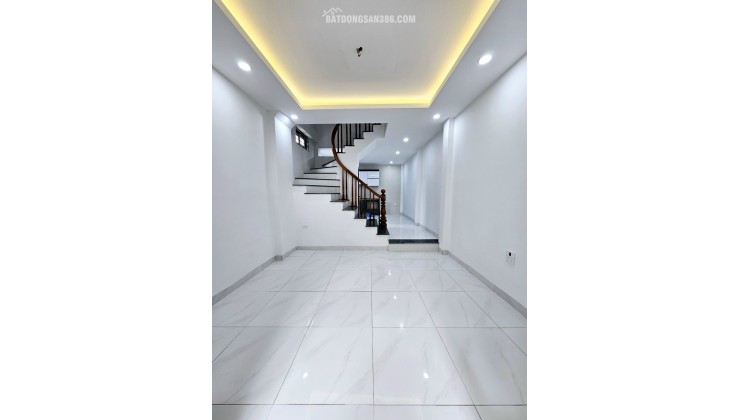 NHÀ ĐẸP LONG LANH  ĐƯỜNG PHẬM VĂN ĐỒNG - DT33M2 - 5 TẦNG - GIÁ 6 TỶ - ĐỂ Ở KINH DOANH