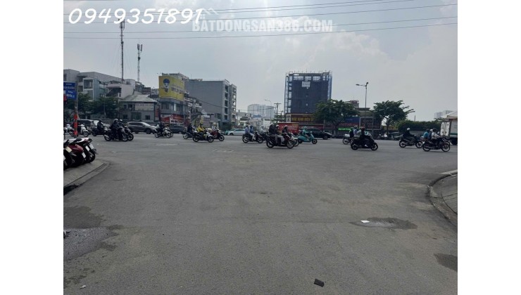 ĐẤT MẶT TIỀN PHẠM VĂN ĐỒNG 4200M2 NGANG 80M SHR HOÀN CÔNG ĐỦ GIÁ 270TỶ LH 0949351891 MR TOAN