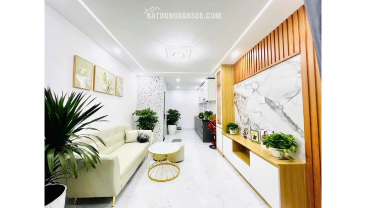 Bán nhà Thống nhất, hẻm xe hơi, 5 tầng chỉ nhỉnh 8 tỷ