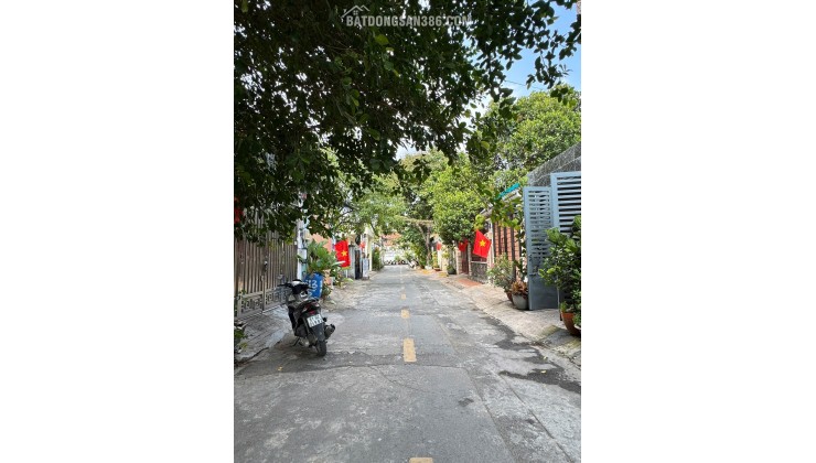 Cần bán nhà hxh đường thủy lợi phước long A Q9  , DT 76M- 4,5 TY