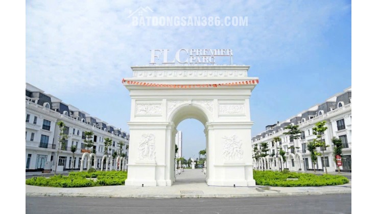 Căn ngoại giao tầng đẹp tại Hausman Premium Residences Đại Mỗ