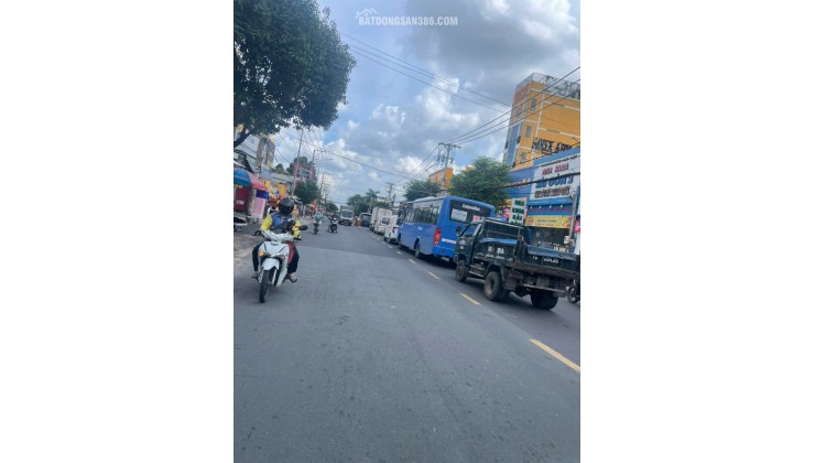 Bán nhà mặt tiền 20x31m giá 25 tỷ Đường Lê Văn Khương