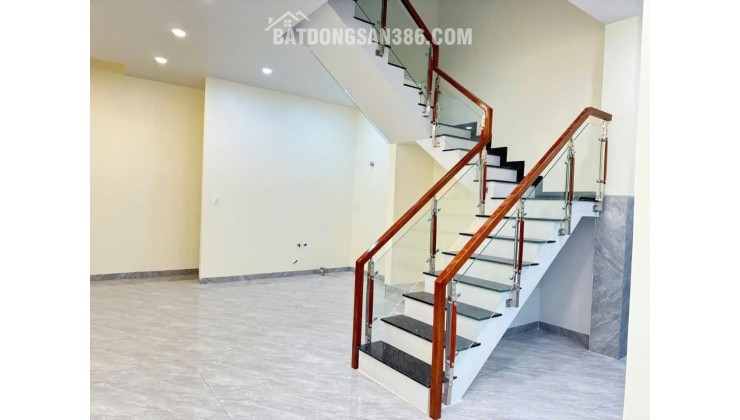 HẺM XE HƠI, BÌNH HƯNG HÒA, BÌNH TÂN. DT 57M2, 4 TẦNG, 5PN, GIÁ CHỈ NHỈNH 6 TỶ, SỔ HỒNG RIÊNG