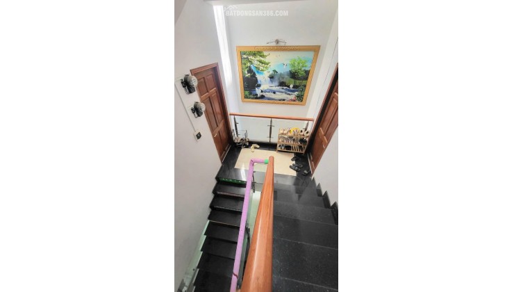  HOT! NHÀ PHỐ MẶT TIỀN SIÊU HIẾM - KINH DOANH ĐỈNH, CHO THUÊ HÁI RA TIỀN! 