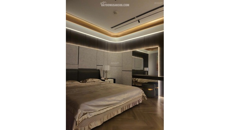 CC bán gấp căn hộ chung cư Hateco Huỳnh Thúc Kháng 101m2 full nội thất, 13, x tỷ (HH 150tr)