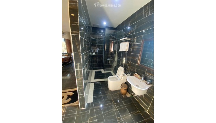 BÁN KHÁCH SẠN GIÁ RẺ DÒNG TIỀN CAO 300TR/TH. THỦ ĐỨC. TP HỒ CHÍ MINH