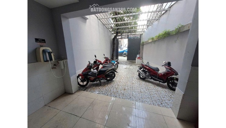 Bán nhà hẻm LỚN diện tích 107m2 đường Thoại Ngọc Hầu, P. Hòa Thạnh, Q. Tân Phú.