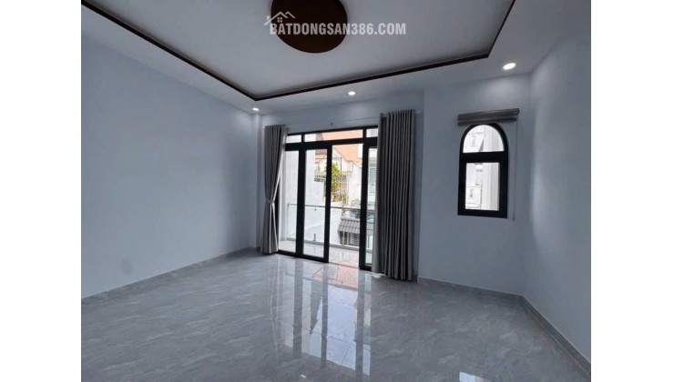 Hẻm xe hơi 1 / đường Bưng Ông Thoàn , P Phước Long B , Q9
5x20 , 2 tầng , 4 PN, 3 Wc hoàn công đủ chỉ 7,5 tỷ TL