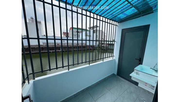 Hẻm xe hơi 1 / đường Bưng Ông Thoàn , P Phước Long B , Q9
5x20 , 2 tầng , 4 PN, 3 Wc hoàn công đủ chỉ 7,5 tỷ TL