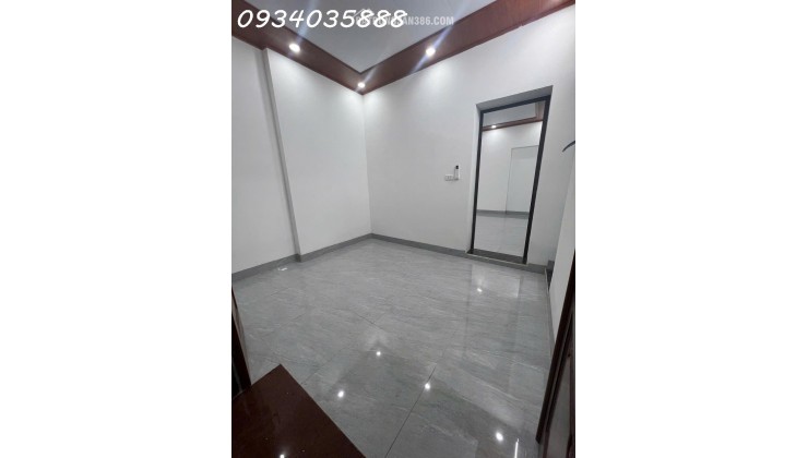 BÁN NHÀ TẬP THỂ TẦNG 1 – PHỐ NGUYỄN VĂN CỪ – LONG BIÊN