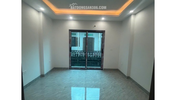 Bán nhà Liên Mạc 35m, 4 tầng mới xây ở luôn nhỉnh 5 tỷ