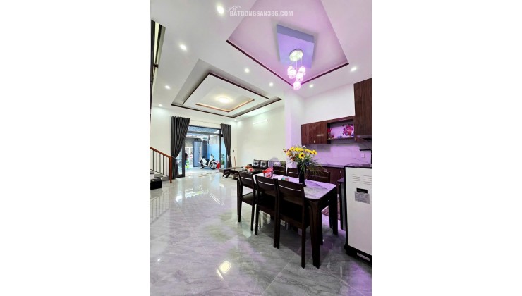 BÁN NHÀ 2 TẦNG K428 TÔN ĐẢN – VỊ TRÍ ĐẸP, VÀO Ở NGAY