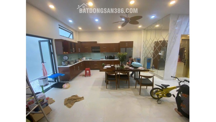 Bán Nhà Mặt Tiền 16 Đường Số 3, P11, Q6