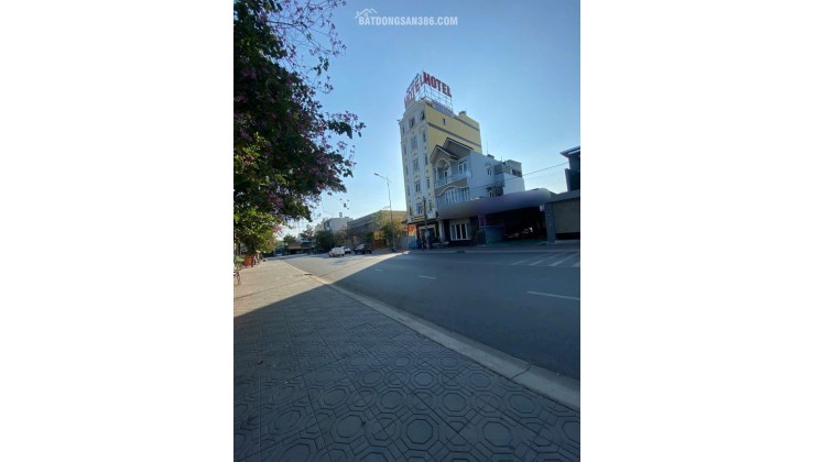 BÁN KHÁCH SẠN GIÁ RẺ NGAY BIGC GO DĨ AN - TP HCM