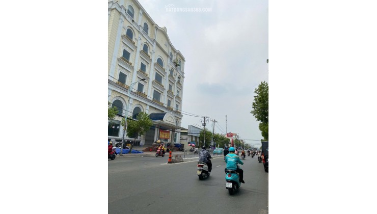 Bán đất vị trí đẹp  hẻm 6M kế mặt tiền Lê Văn Quới ngang  10 x 9m chỉ 7.5 tỷ tl