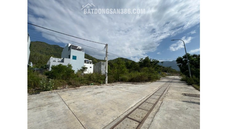 Bán đất đường 13m TĐC Hòn Rớ 2 sổ sẵn xây tự do Phường Nam Nha Trang