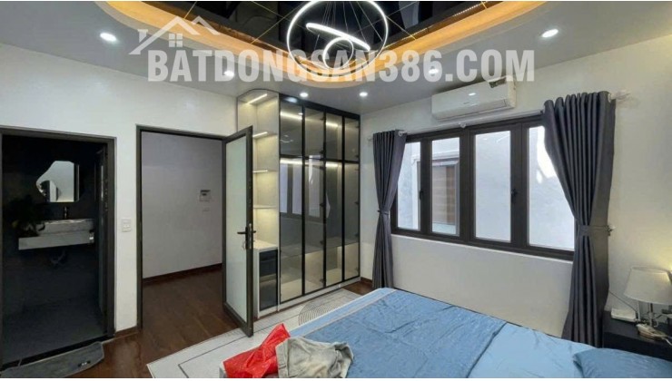 NGÕ CHỢ KHÂM THIÊN - LÔ GÓC - GẦN PHỐ - NHÀ ĐẸP  29m2 5 tầng mặt tiền 3.5m Giá 7.75 tỷ