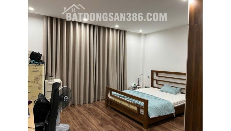 LÊ TRỌNG TẤN - LÔ GÓC - THANG MÁY - NGÕ THÔNG - 41m2 6 tầng mt 4.5m Giá 11.5 tỷ