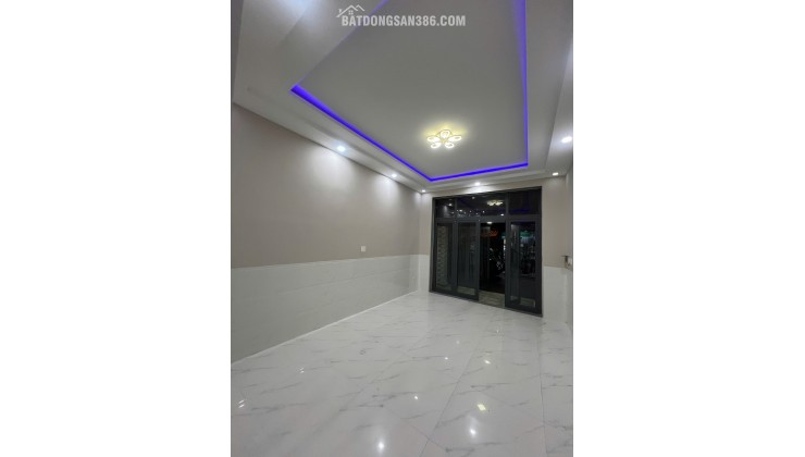 Nhà 3 tầng 61 Nguyễn Thiện Kế