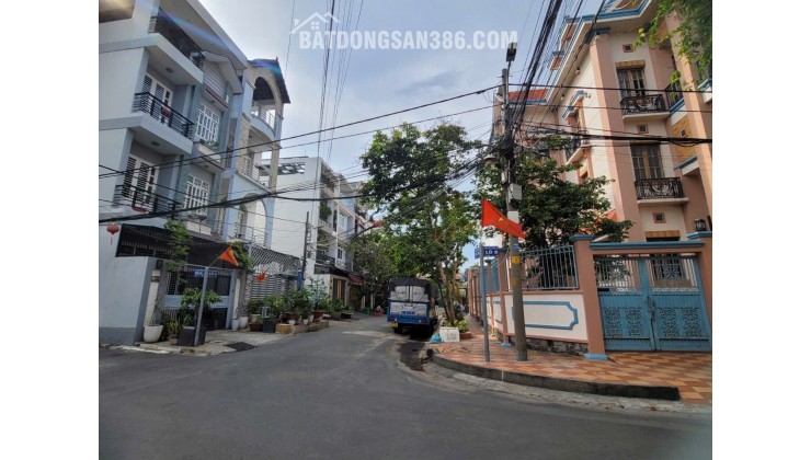 Biệt thự góc siêu vip khu bộ công an quận 7 , 39 tỷ !!!!!!!!!