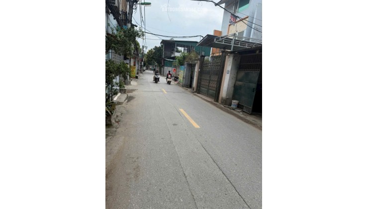 Hiếm , Nhà Xây 3,5 Tầng, Giá Đầu Tư 43m2 5tỷ4