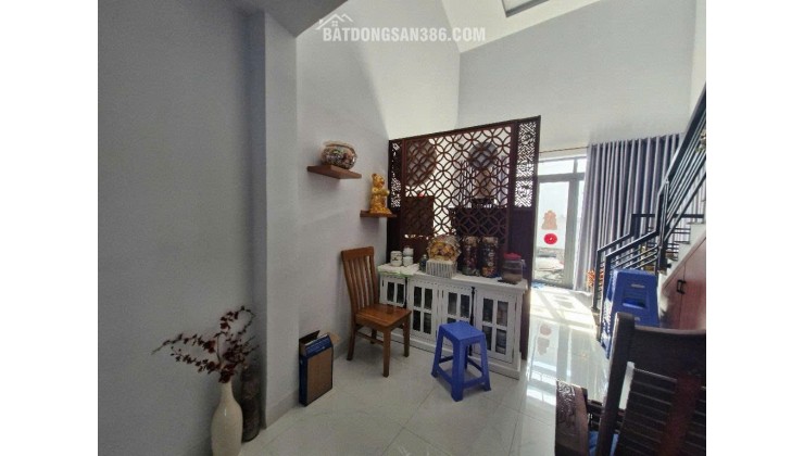Cần tiền gấp bán nhà 2 tầng đường Kha Vạn Cân, giá 4 tỷ còn Thương lượng, SHR
