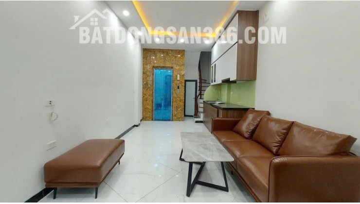 NGÕ CHỢ KHÂM THIÊN - NHÀ MỚI- THANG MÁY -  30m2 5 tầng mặt tiền 3.6m Giá 8.6 tỷ