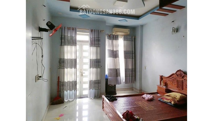 BÁN NHÀ ẤP TAM ĐÔNG 2,THỚI TAM THÔN HÓC MÔN- XE HƠI 7 CHỖ NGỦ TRONG NHÀ - 5x22M - GIÁ CHỈ 4,35 TỶ