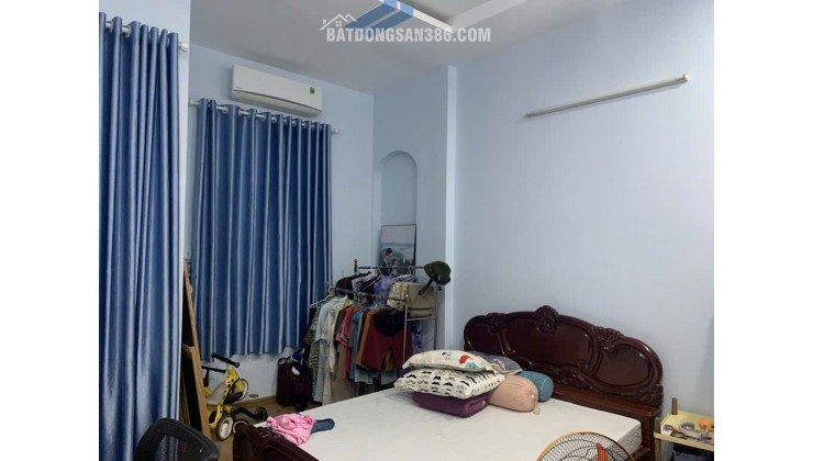 Bán nhà đường ô tô - Diện tích 55m2 sổ hồng, Giá 5tyx còn Thương lượng LH 0382202524