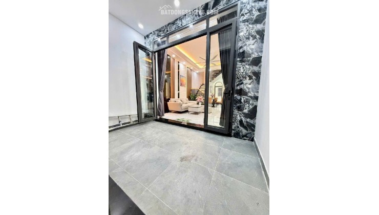 ‍‍CHÀO BÁN CĂN NHÀ HẺM TUYỆT ĐẸP TRUNG TÂM GẦN ĐƯỜNG THỐNG NHẤT.ĐS8