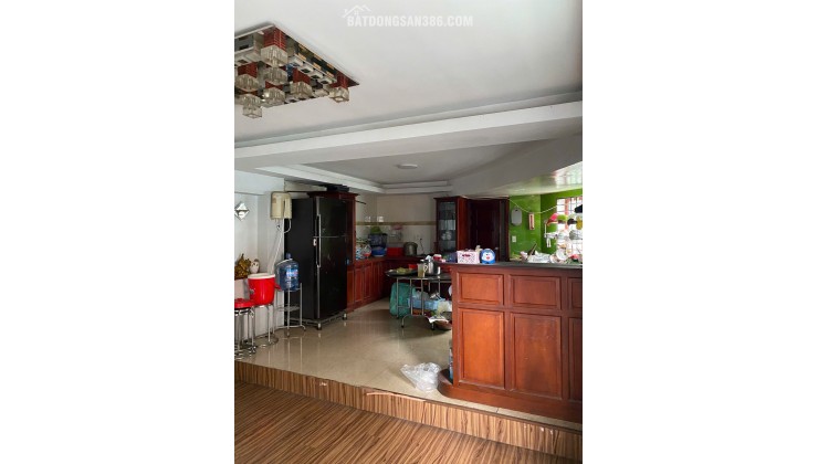 BÁN CĂN GÓC 2 MẶT TIỀN NGUYỄN HẬU – ĐANG KINH DOANH CAFE