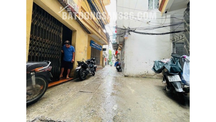 12,8 Tỷ. Liền kề KĐT mới Đại Kim, 40m*7 tầng, mặt tiền 4m, ngõ thông. Kinh doanh đỉnh