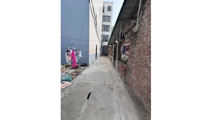 Chính chủ nhờ bán đất đẹp Ngọc Thụy, 70m², giá chỉ 9,7 tỷ