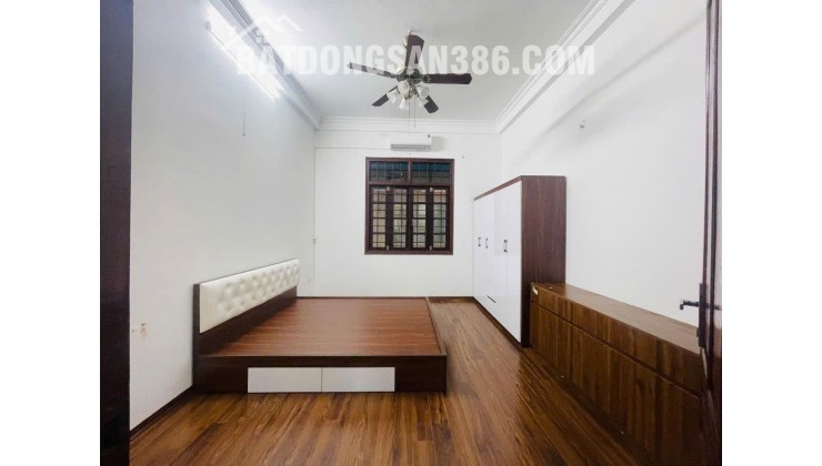 HOÀNG VĂN THÁI CÁCH 1 NHÀ RA PHỐ - THOÁNG 2 MẶT 43m2 4 tầng mặt tiền 3.9m Giá 14.2 tỷ