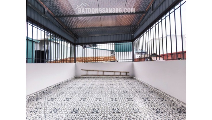 NHÀ MẶT NGÕ THÔNG SẦM UẤT - 2 MẶT THOÁNG – TRUNG TÂM BÁCH KHOA 41m,  6 T, mt 4m, 14  tỷ