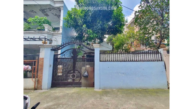  BÁN ĐẤT TẶNG NHÀ CẤP 4 – SÂN VƯỜN – HIỆP BÌNH CHÁNH