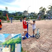 bán nhà 2 tầng nhà vị trí vàng ạ