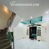 Nhà Đẹp Lạc Long Quân Nhỉnh 4 Tỷ