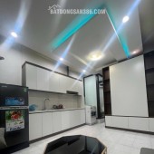 Bán tập thể Quỳnh Mai 48m 2 ngủ đủ công năng chỉ 2,1x tỷ Sđcc